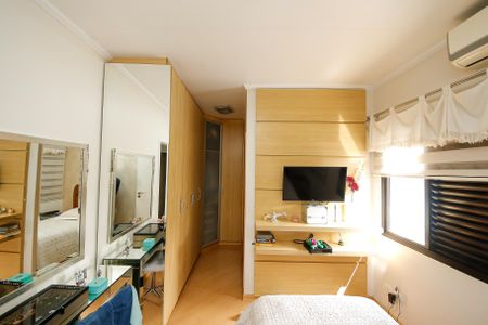 Casa para alugar com 337m², 8 quartos e 3 vagas Casa para alugar com 337m², 8 quartos e 3 vagasSuíte