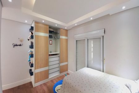 Casa de condomínio à venda com 272m², 3 quartos e 3 vagasQuarto 2 - Suíte