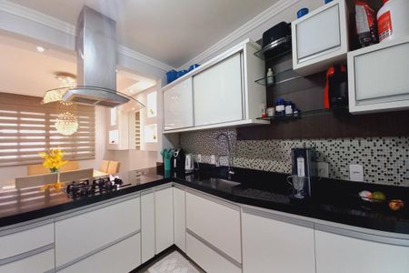 Casa de condomínio à venda com 272m², 3 quartos e 3 vagasCozinha