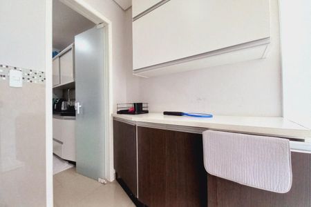 Casa de condomínio à venda com 272m², 3 quartos e 3 vagasÁrea de Serviço