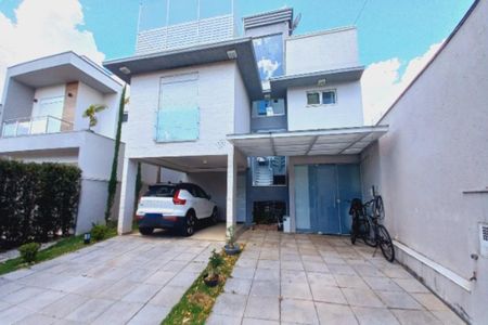 Casa de condomínio à venda com 272m², 3 quartos e 3 vagasFachada do Prédio