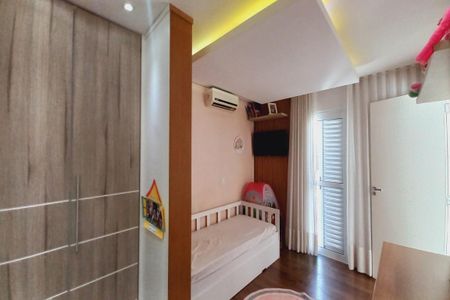 Casa de condomínio à venda com 272m², 3 quartos e 3 vagasQuarto 1 - Suíte