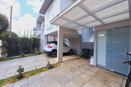 Casa de condomínio à venda com 272m², 3 quartos e 3 vagasGaragem