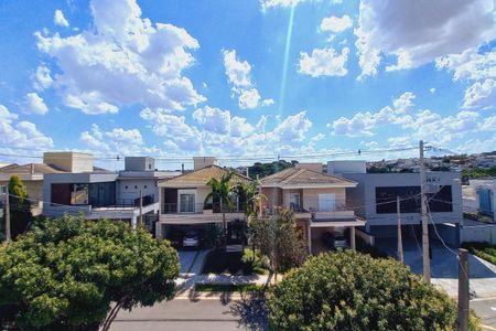 Casa de condomínio à venda com 272m², 3 quartos e 3 vagasVista da Sala