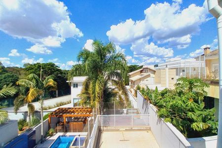 Casa de condomínio à venda com 272m², 3 quartos e 3 vagasVista da Sala de TV