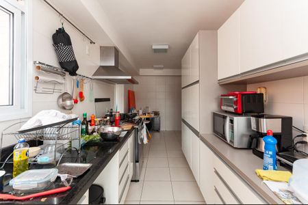 Apartamento à venda com 132m², 2 quartos e 2 vagasCozinha