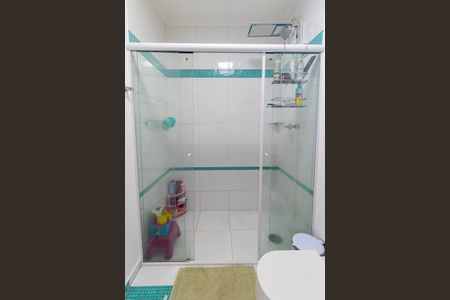 Casa à venda com 223m², 3 quartos e 3 vagas Casa à venda com 223m², 3 quartos e 3 vagasBanheiro Social