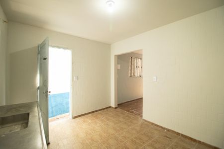 Casa à venda com 204m², 5 quartos e 2 vagasCozinha 2