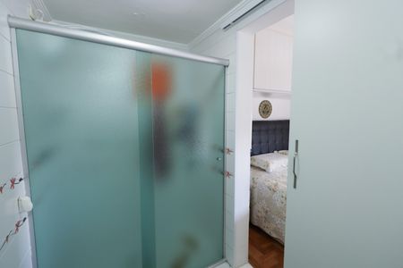 Apartamento à venda com 160m², 3 quartos e 2 vagas Apartamento à venda com 160m², 3 quartos e 2 vagasBanheiro da Suíte 1