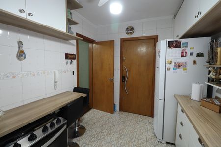 Apartamento à venda com 160m², 3 quartos e 2 vagas Apartamento à venda com 160m², 3 quartos e 2 vagasCozinha