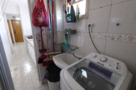 Apartamento à venda com 160m², 3 quartos e 2 vagas Apartamento à venda com 160m², 3 quartos e 2 vagasÁrea de Serviço