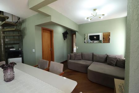 Apartamento à venda com 160m², 3 quartos e 2 vagas Apartamento à venda com 160m², 3 quartos e 2 vagasSala