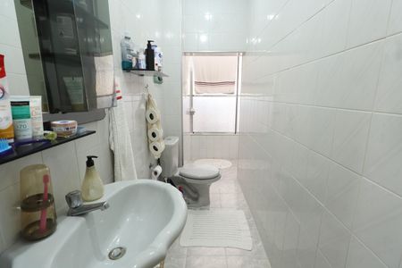 Apartamento à venda com 160m², 3 quartos e 2 vagas Apartamento à venda com 160m², 3 quartos e 2 vagasBanheiro da Suíte 2