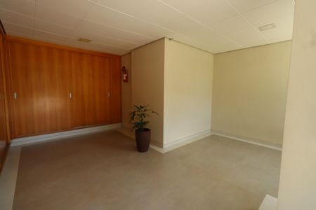 Apartamento à venda com 160m², 3 quartos e 2 vagas Apartamento à venda com 160m², 3 quartos e 2 vagasHall social