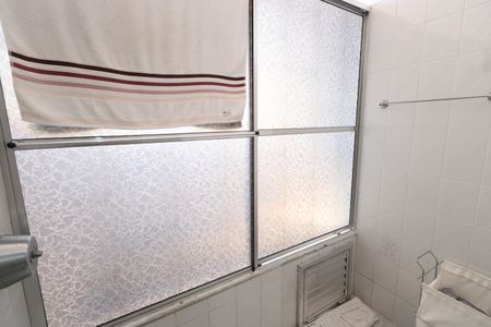 Apartamento à venda com 160m², 3 quartos e 2 vagas Apartamento à venda com 160m², 3 quartos e 2 vagasBanheiro da Suíte 2