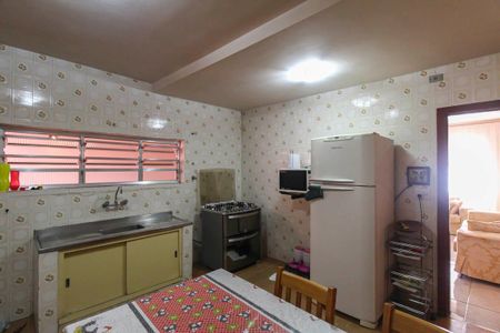 Casa à venda com 210m², 4 quartos e 6 vagasCozinha