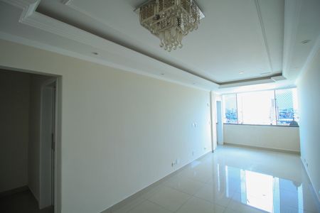 Apartamento para alugar com 67m², 2 quartos e sem vagaSala