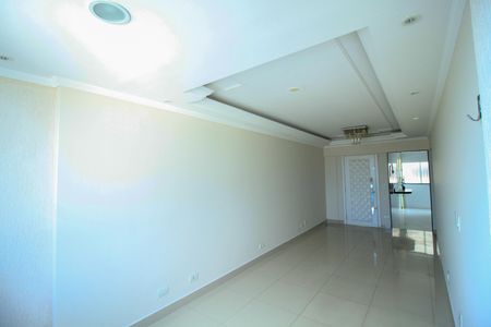 Apartamento para alugar com 67m², 2 quartos e sem vagaSala