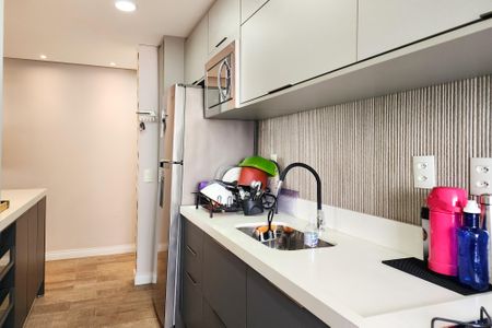 Apartamento à venda com 53m², 2 quartos e 1 vagaCozinha 