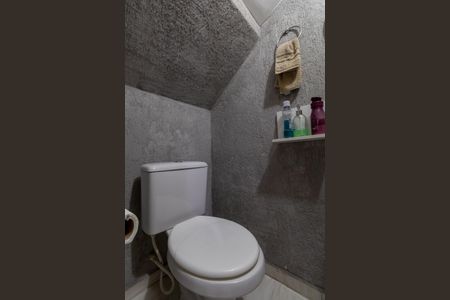 Casa de condomínio à venda com 70m², 2 quartos e 1 vagaBanheiro Social