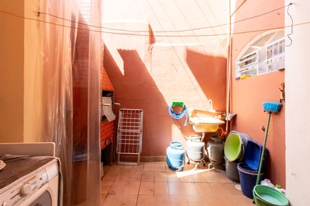 Casa à venda com 108m², 3 quartos e 2 vagas Casa à venda com 108m², 3 quartos e 2 vagasÁrea de Serviço