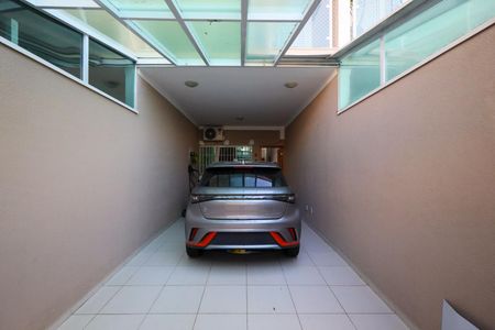 Casa à venda com 187m², 3 quartos e 2 vagasGaragem