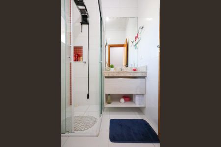 Casa à venda com 187m², 3 quartos e 2 vagasBanheiro da Suíte 