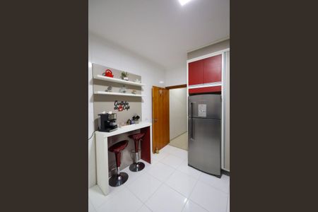 Casa à venda com 187m², 3 quartos e 2 vagasCozinha