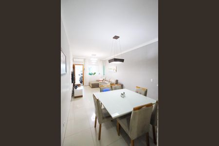 Casa à venda com 187m², 3 quartos e 2 vagasSala de jantar