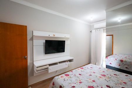 Casa à venda com 187m², 3 quartos e 2 vagasSuíte