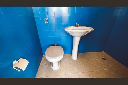 Casa à venda com 250m², 3 quartos e 2 vagasBanheiro da Área de Lazer