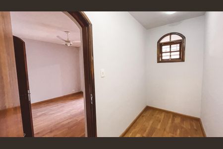 Casa à venda com 250m², 3 quartos e 2 vagasCloset da Suíte 1