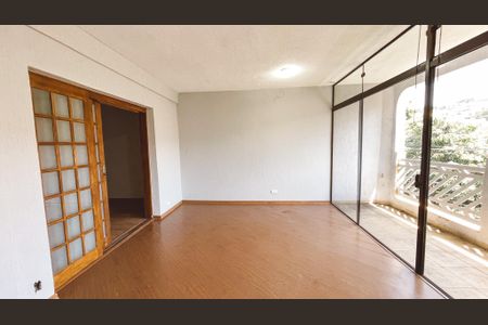 Casa à venda com 250m², 3 quartos e 2 vagasEscritório da Suíte 1