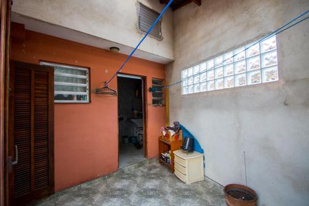 Casa à venda com 140m², 2 quartos e 2 vagasÁrea externa