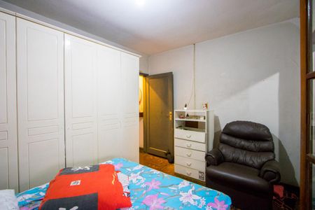 Casa à venda com 140m², 2 quartos e 2 vagasSuíte