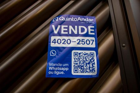 Casa à venda com 140m², 2 quartos e 2 vagasPlaquinha 