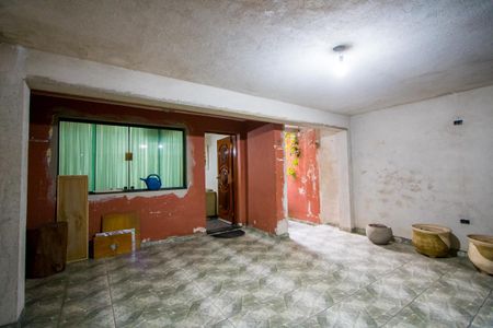 Casa à venda com 140m², 2 quartos e 2 vagasGaragem