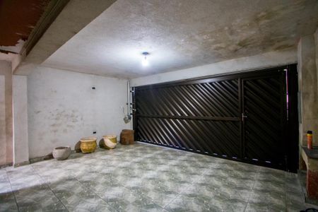 Casa à venda com 140m², 2 quartos e 2 vagasGaragem