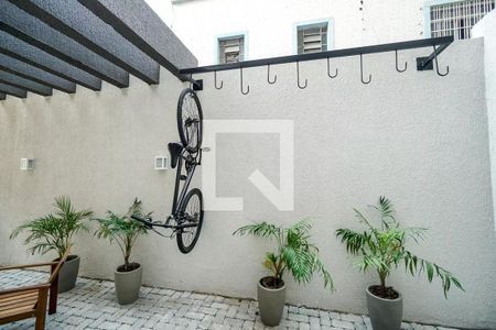 Apartamento à venda com 35m², 2 quartos e sem vagaÁrea comum