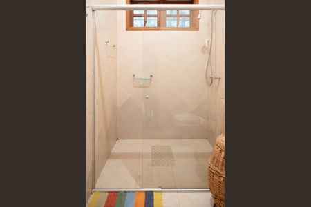 Casa de condomínio à venda com 460m², 4 quartos e 4 vagasBanheiro Suíte 2