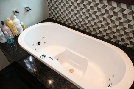 Casa de condomínio à venda com 460m², 4 quartos e 4 vagasBanheiro Suíte 4