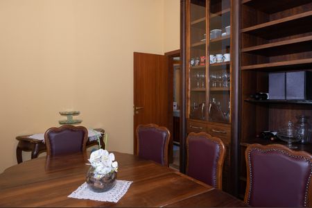 Casa de condomínio à venda com 460m², 4 quartos e 4 vagasSala de Jantar 1