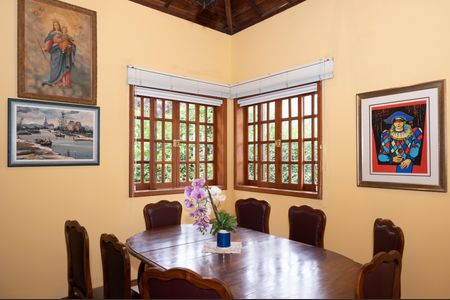 Casa de condomínio à venda com 460m², 4 quartos e 4 vagasSala de Jantar 1