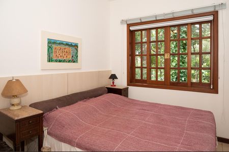 Casa de condomínio à venda com 460m², 4 quartos e 4 vagasSuíte 3