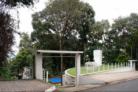 Casa de condomínio à venda com 460m², 4 quartos e 4 vagasfachada