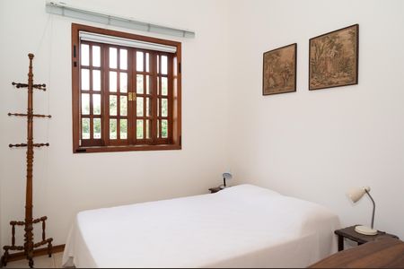 Casa de condomínio à venda com 460m², 4 quartos e 4 vagasSuíte 1