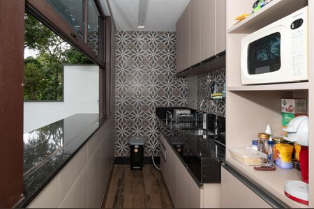 Casa de condomínio à venda com 460m², 4 quartos e 4 vagasCozinha