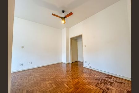 Apartamento para alugar com 67m², 3 quartos e sem vaga Apartamento para alugar com 67m², 3 quartos e sem vagaSala