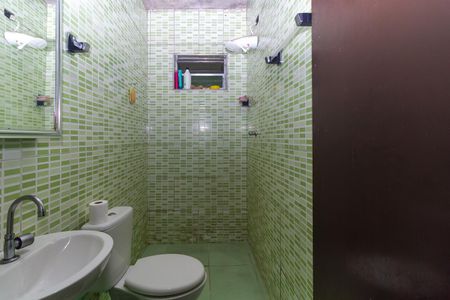 Casa à venda com 100m², 2 quartos e 3 vagasBanheiro