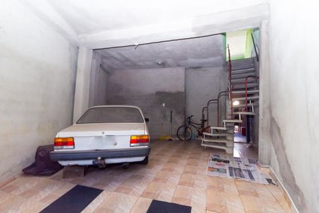 Casa à venda com 100m², 2 quartos e 3 vagasGaragem